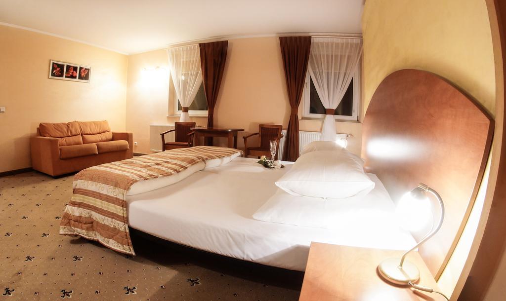 Hotel City กรูจอนตส์ ห้อง รูปภาพ