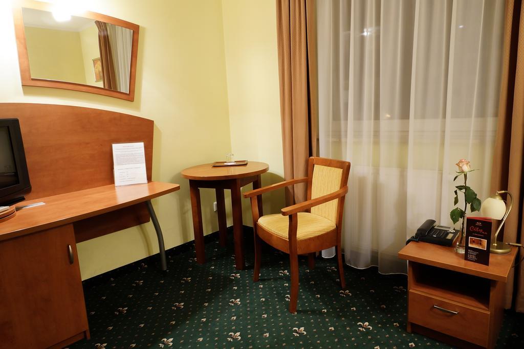 Hotel City กรูจอนตส์ ห้อง รูปภาพ
